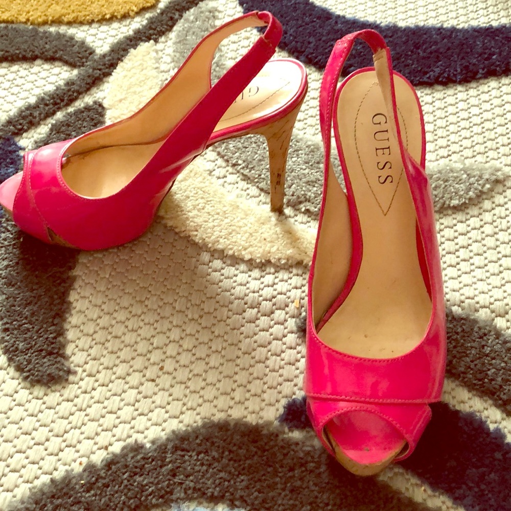 GUESS size 7
